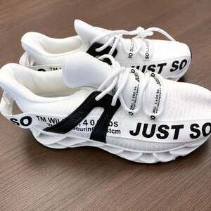 NEW Just So Men’s White Sneakers Size EU 38 US 9